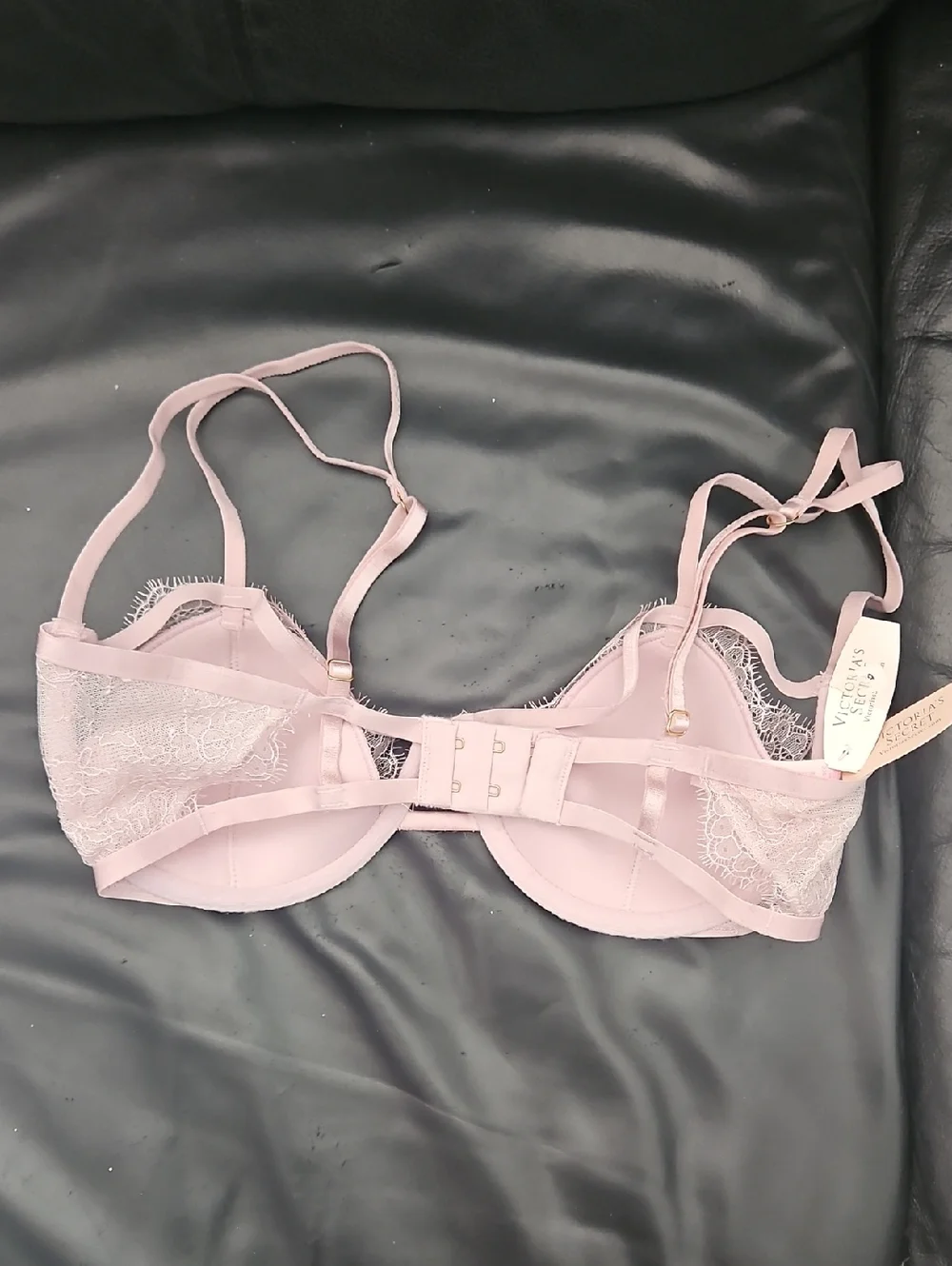 Victoria Secret Delicate Feminine Lace Underwire Bra - Light Pink 34D Nwt - Picture 5 of 7